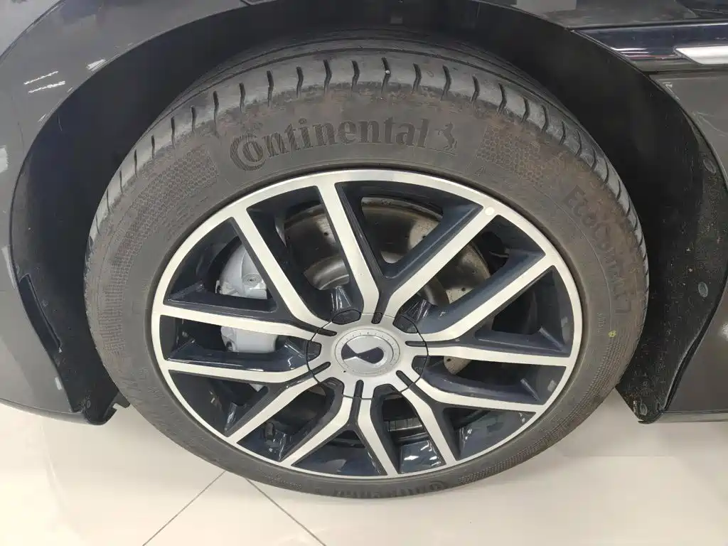 Denza Z9 2025 2024 Model 630km AWD Max Edition