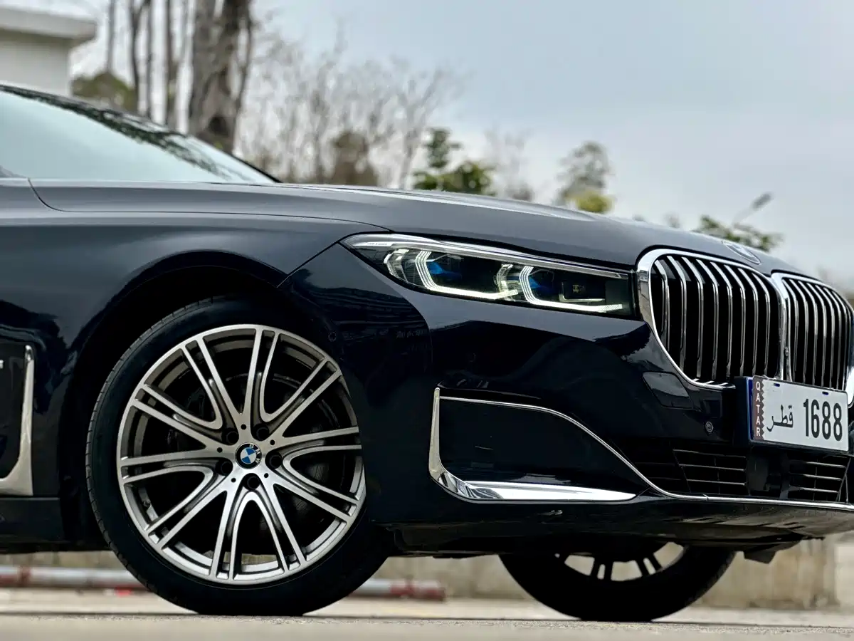 BMW 7 Series 2021 Model 740Li xDrive Executive Luxury Package фото 9