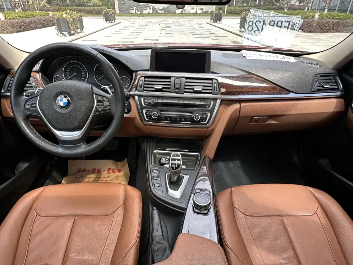 BMW 3 Series 2015 320Li Super Joy Luxury Design Package фото 9