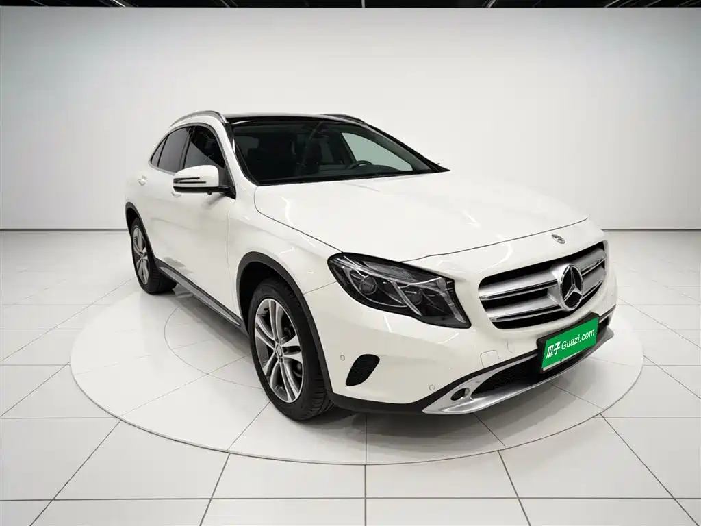 Mercedes-Benz GLA 2016 GLA 200 Fashion фото 4