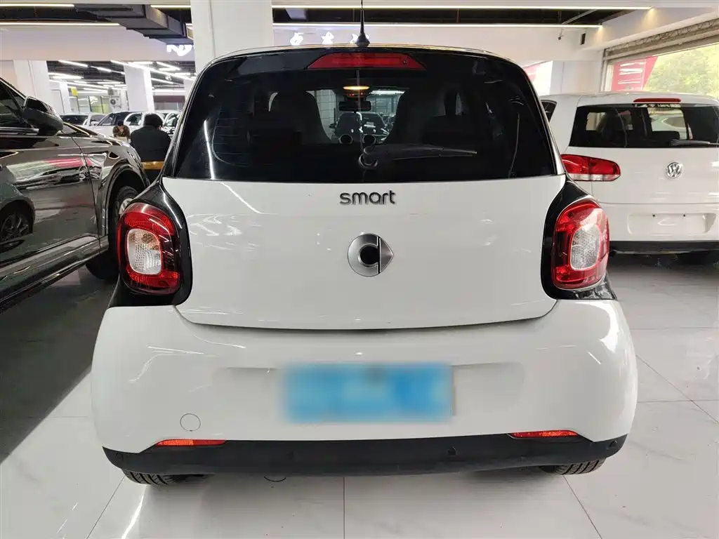 smart forfour 2019 2018 1.0L 52kW Agile Edition