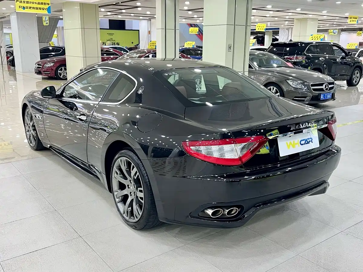 Maserati GranTurismo 2011 2009 4.7L Sport Automatic