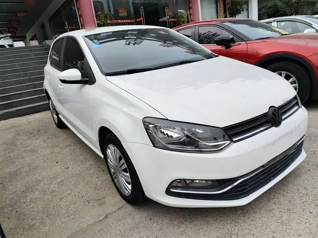 Volkswagen Polo 2016 1.6L Automatic Comfort фото 22