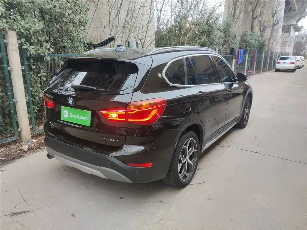 BMW X1 2019 sDrive18Li Premium Model фото 5