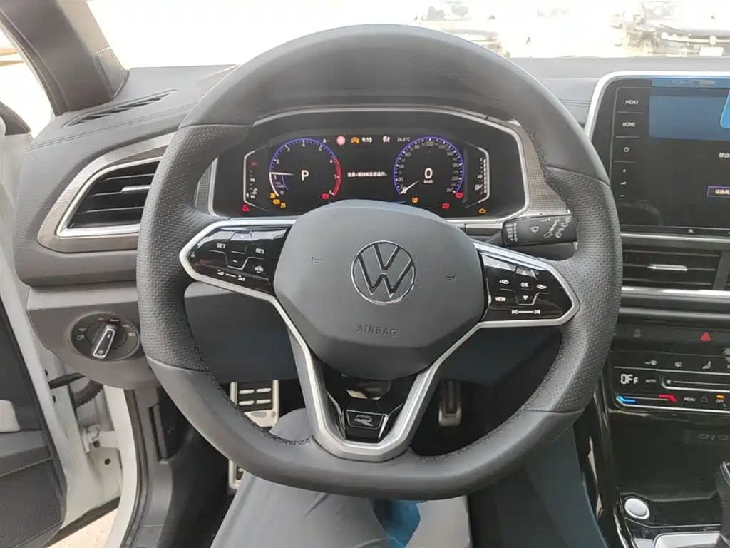 Volkswagen T-ROC 2025 300TSI DSG 2WD Dawn Edition фото 11