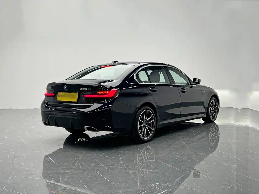 BMW 3 Series 2026 2025 325Li M Sport Package