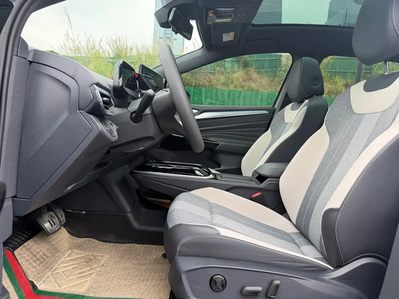 VOLKSWAGEN ID.4 CROZZ