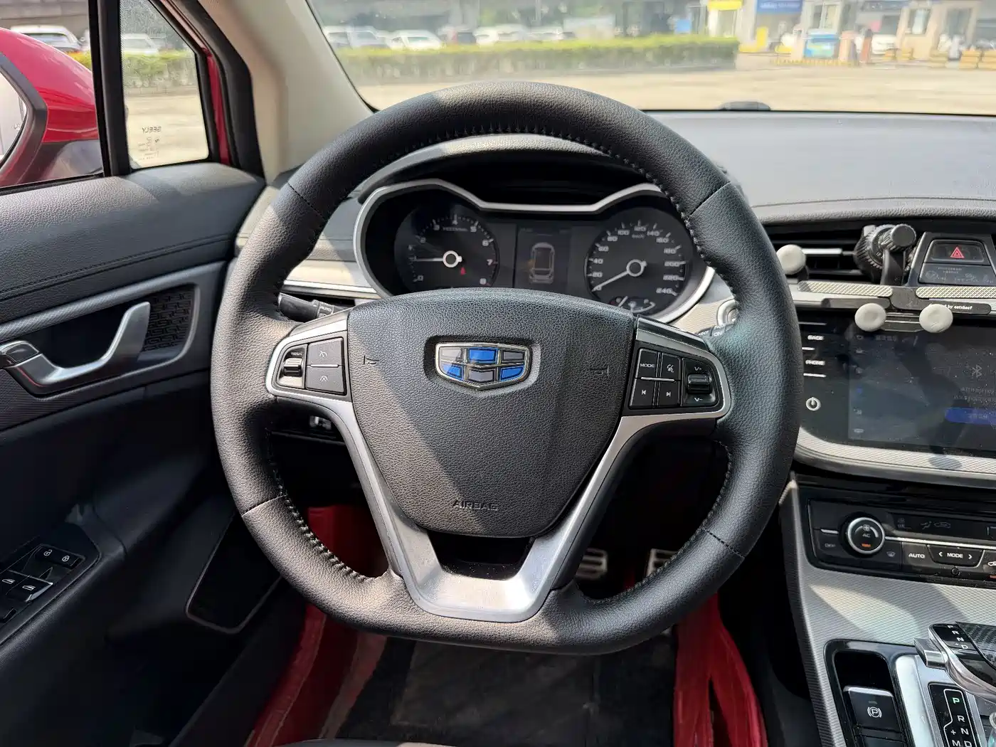 Photo 6 - Geely Emgrand GS