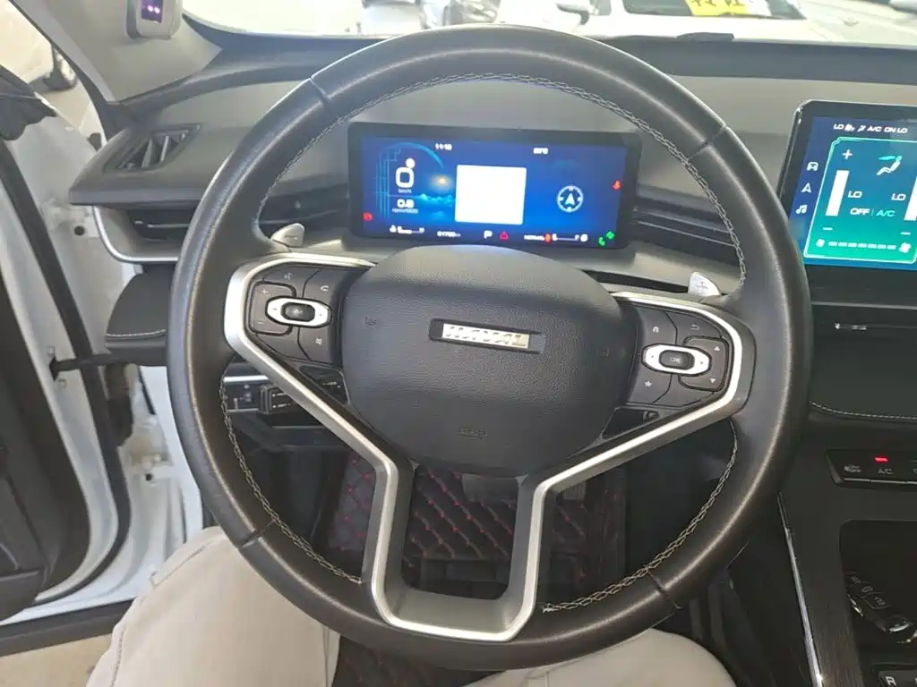 Photo 11 - Haval H6