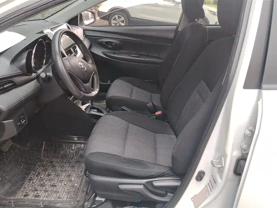 Toyota Vios FS 2017 1.5L CVT Fengchi Edition фото 9