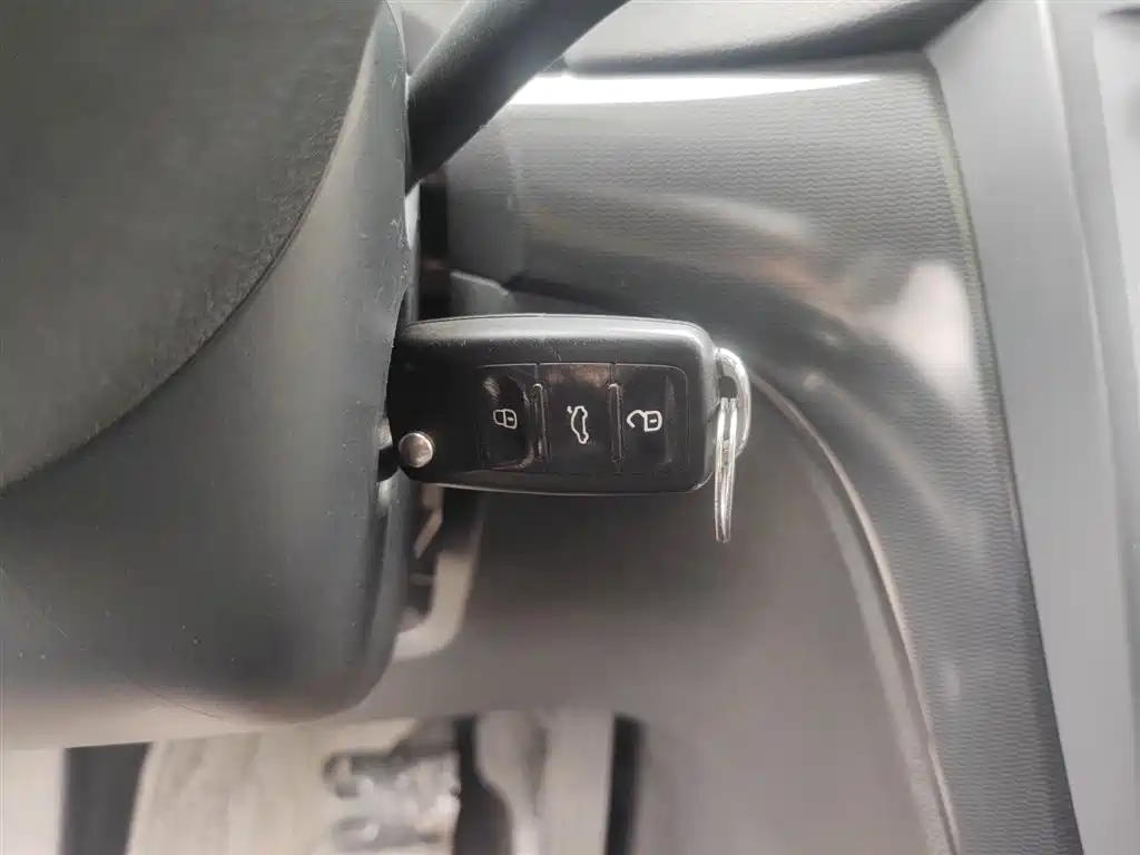 Škoda Yeti 2017 TSI280 DSG Advance фото 9