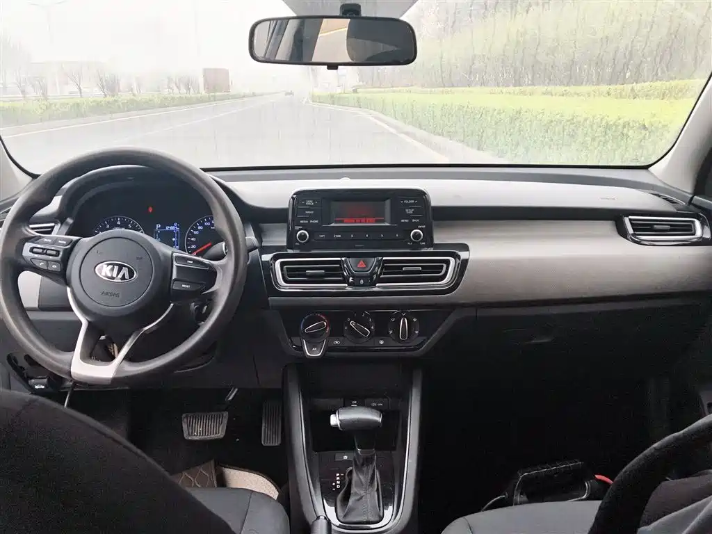 Kia Forte 2018 1.6L Automatic Smart Connect Value-Connect фото 10
