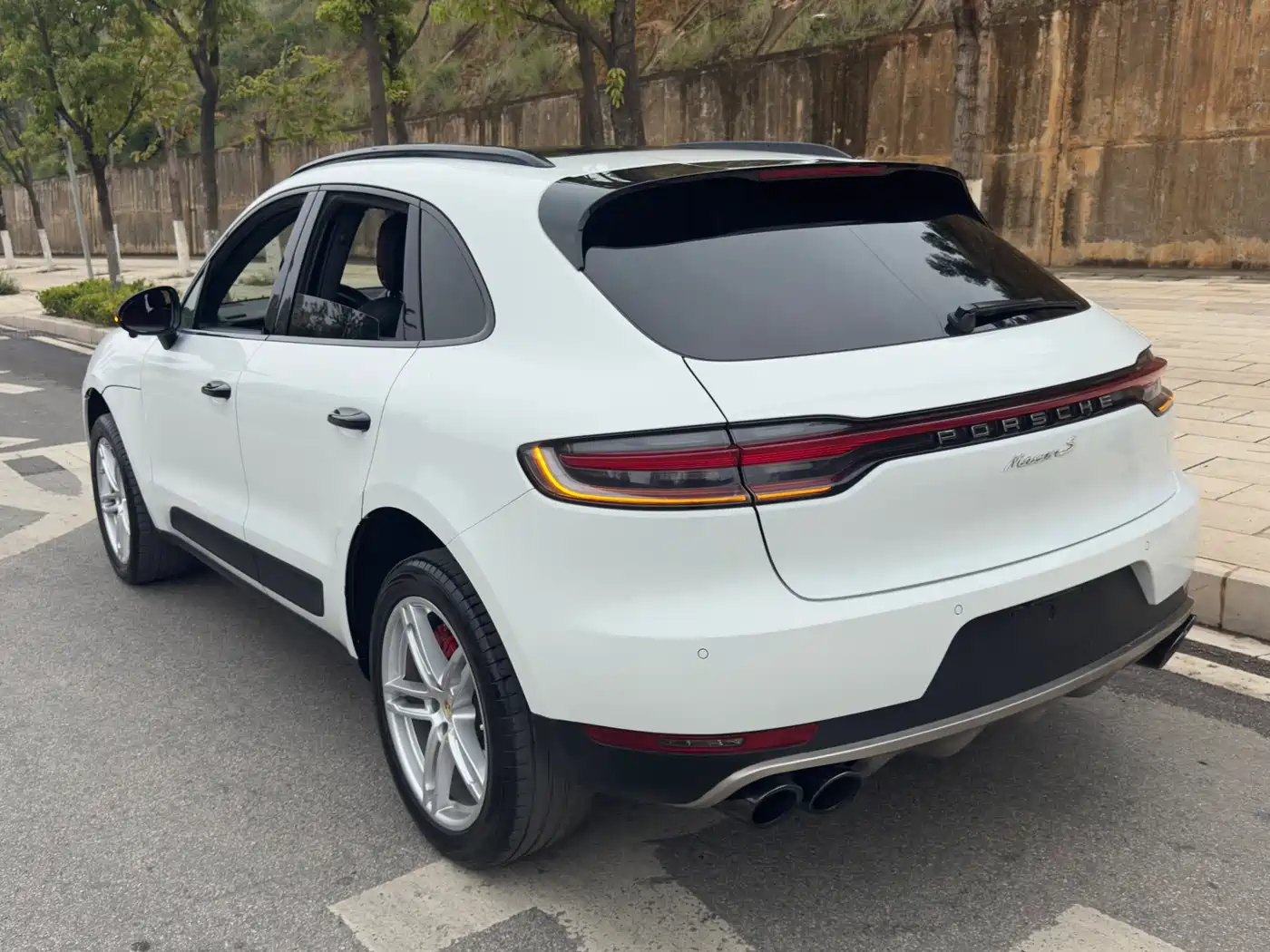 Porsche Macan 2022 Macan T 2.0T фото 5