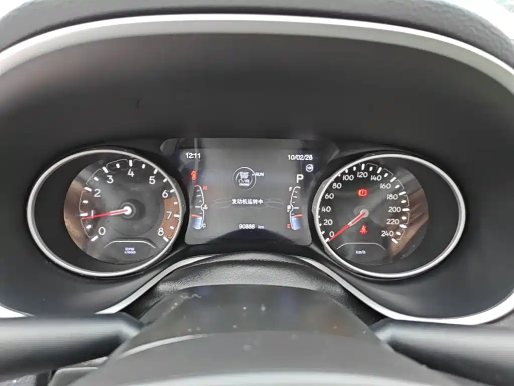 Фото 12 - Jeep Compass