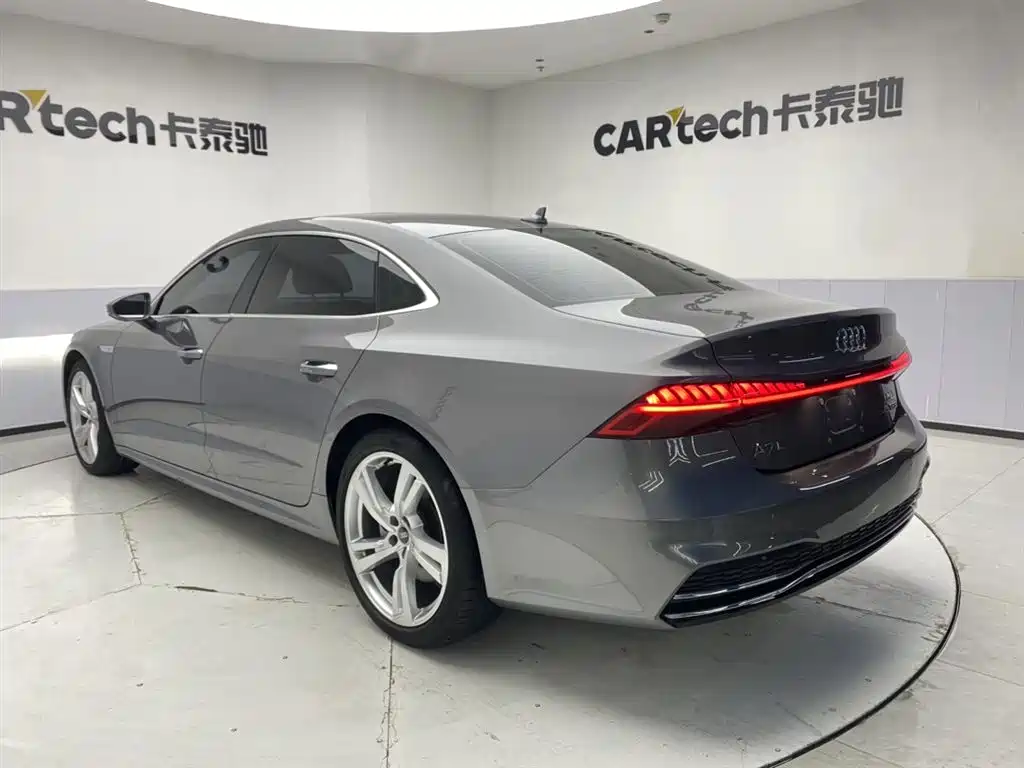 Audi A7L 2022 45 TFSI S-line Future Dream Edition фото 7