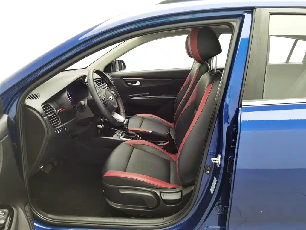 Kia KX CROSS 2018 1.6L Automatic Smart Sunroof Edition фото 10