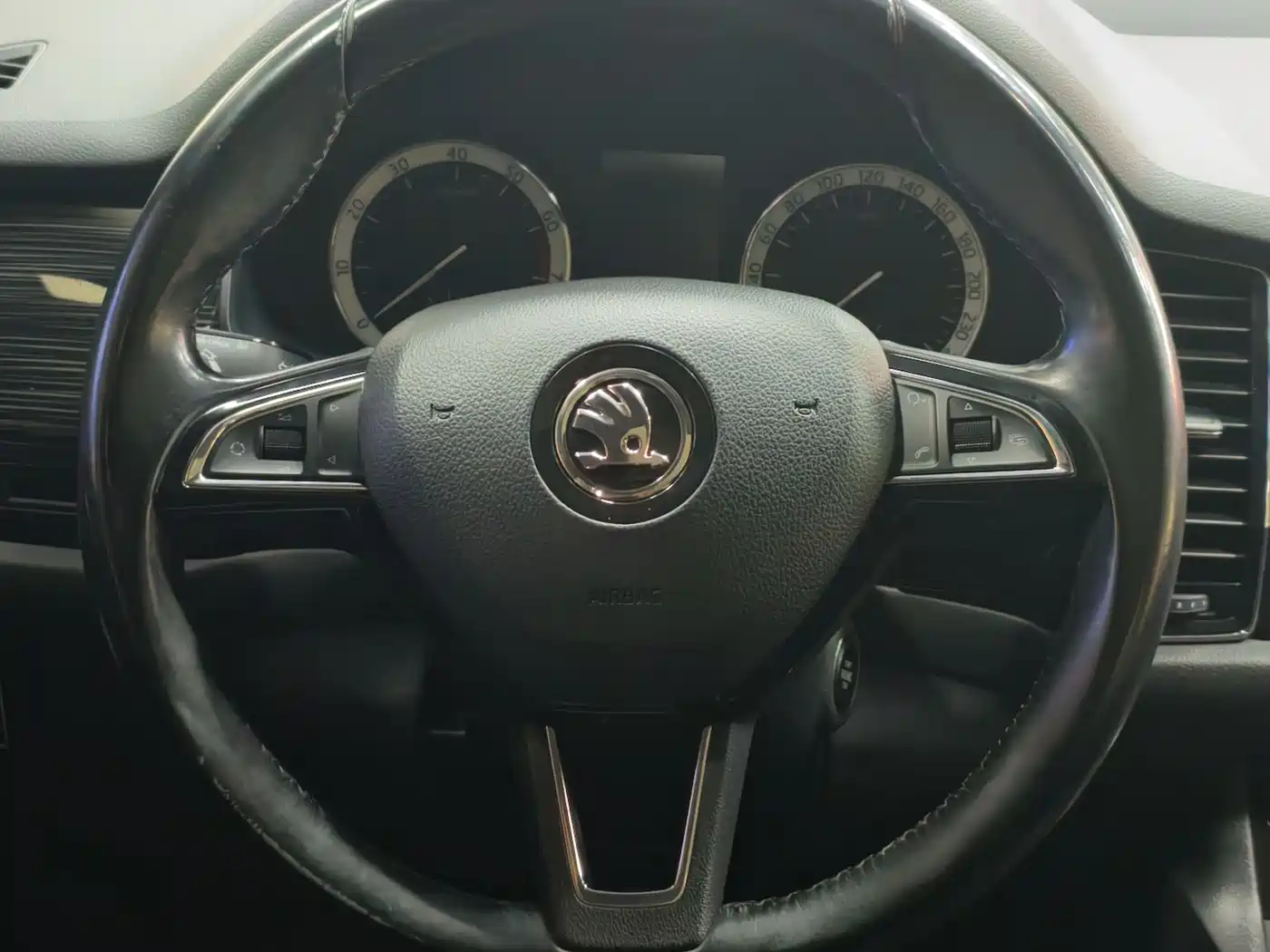 Škoda Kodiaq 2018 Facelift TSI330 5-seat 2WD Premium Luxury Edition фото 18