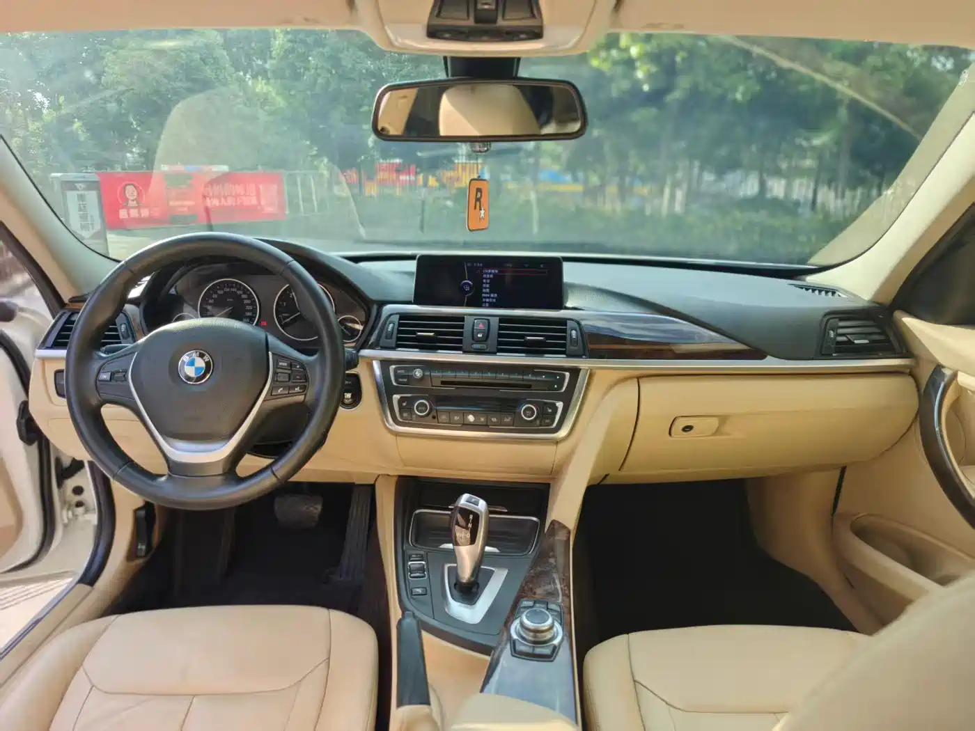 BMW 3 Series 2013 320Li Luxury Design Package фото 9