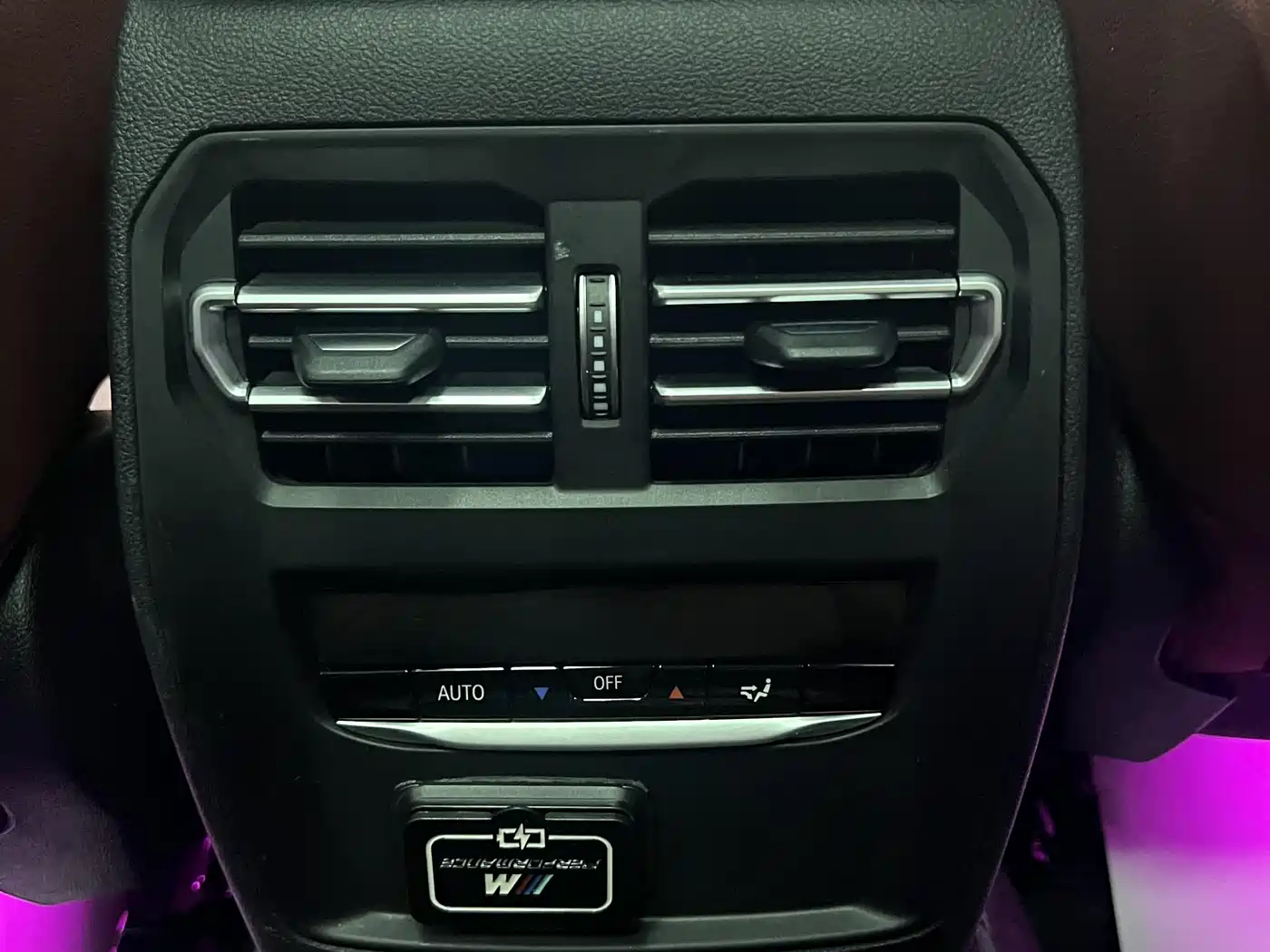 BMW 3 Series 2023 320Li M Sport Package фото 12