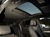 Photo 19 - Cadillac XT5