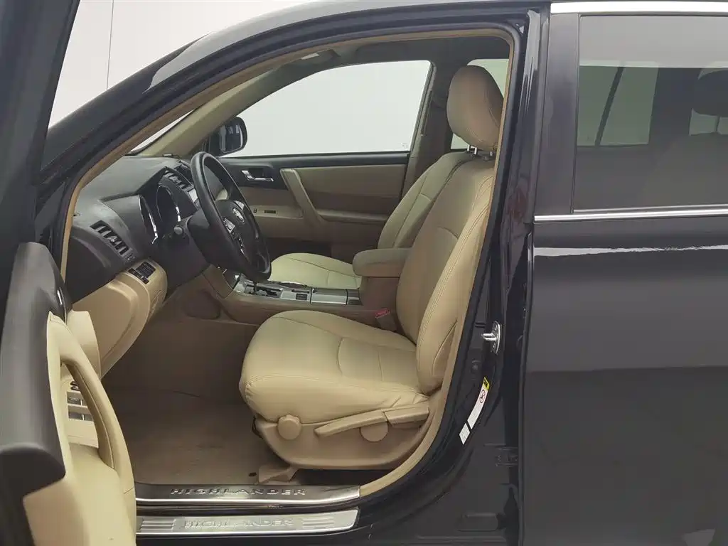 Toyota Highlander 2012 2.7L 2WD 5-seater Elite Edition фото 10