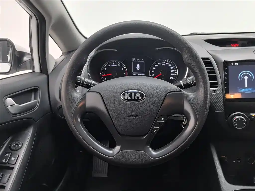 Kia K3 2016 1.6L Automatic GL фото 11