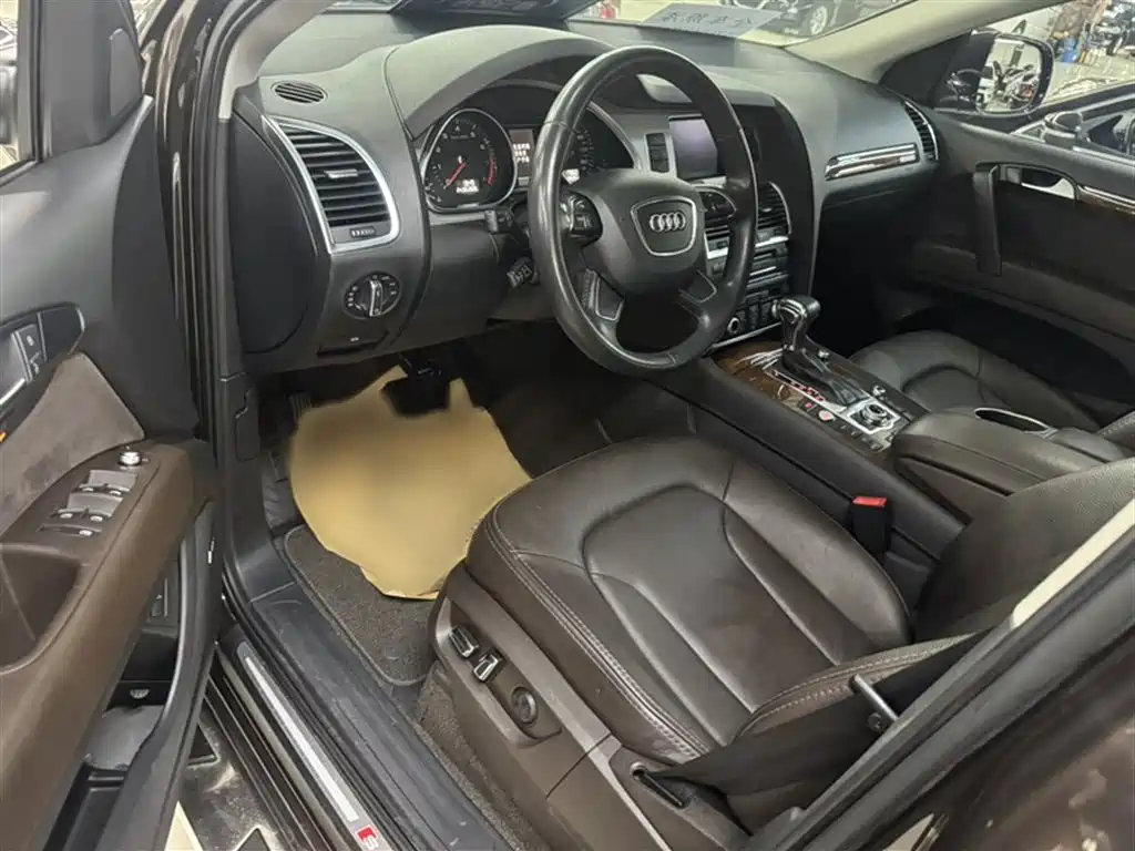 Audi Q7 2014 35 TFSI Sport фото 15