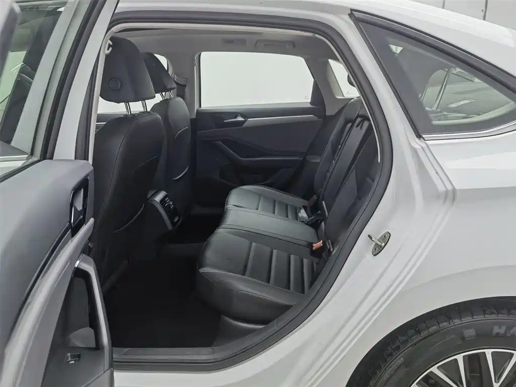 Volkswagen Sagitar 2020 280TSI DSG Comfort Class V фото 15