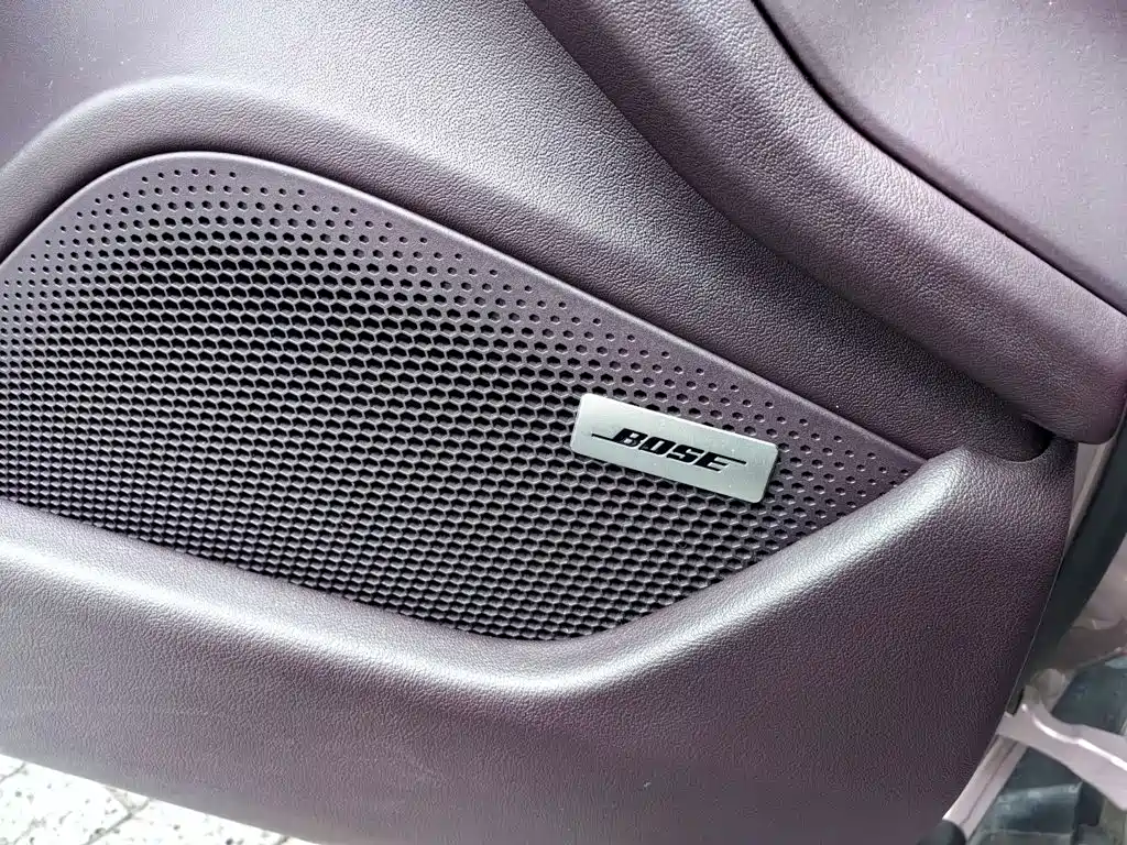 Porsche Taycan 2021 2020 Taycan