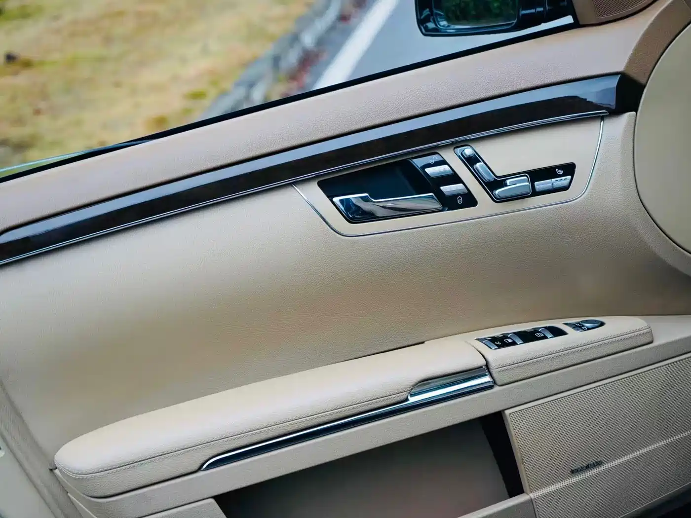 Mercedes-Benz S-Class 2010 S 300 L Premium фото 12