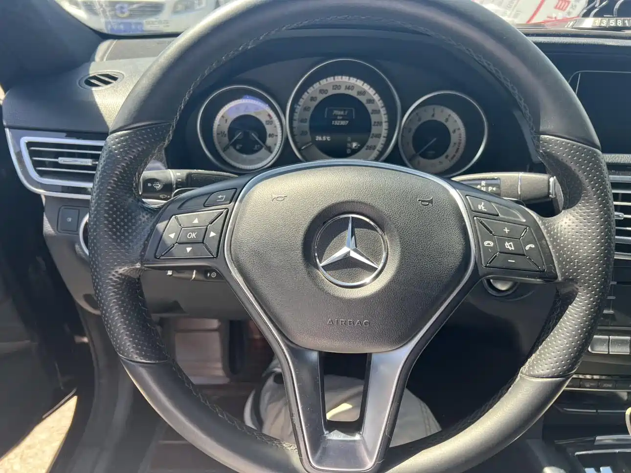 Mercedes-Benz E-Class 2015 Facelift E 260 L Sport фото 8