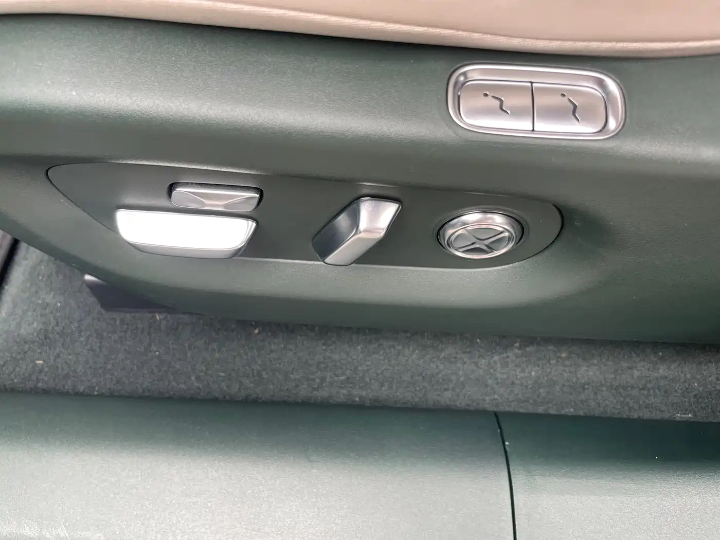 XIAOMI CAR XIAOMI YU7