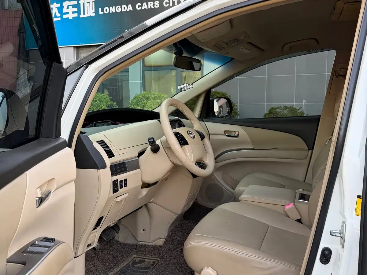 Toyota Previa 2015 2012 2.4L 7-Seater Standard Edition
