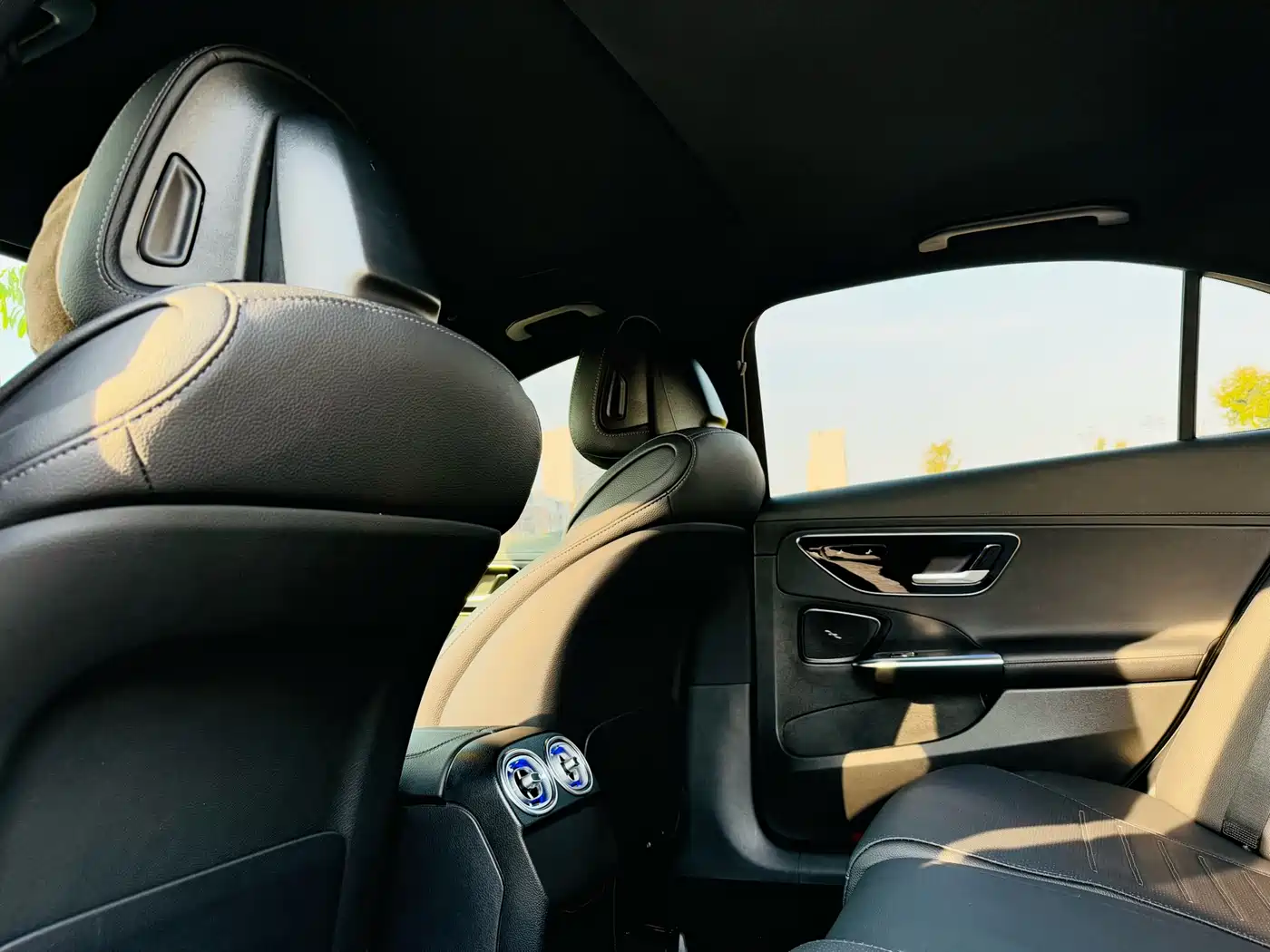 Mercedes-Benz C-Class 2024 C 200 L Sport Edition фото 10