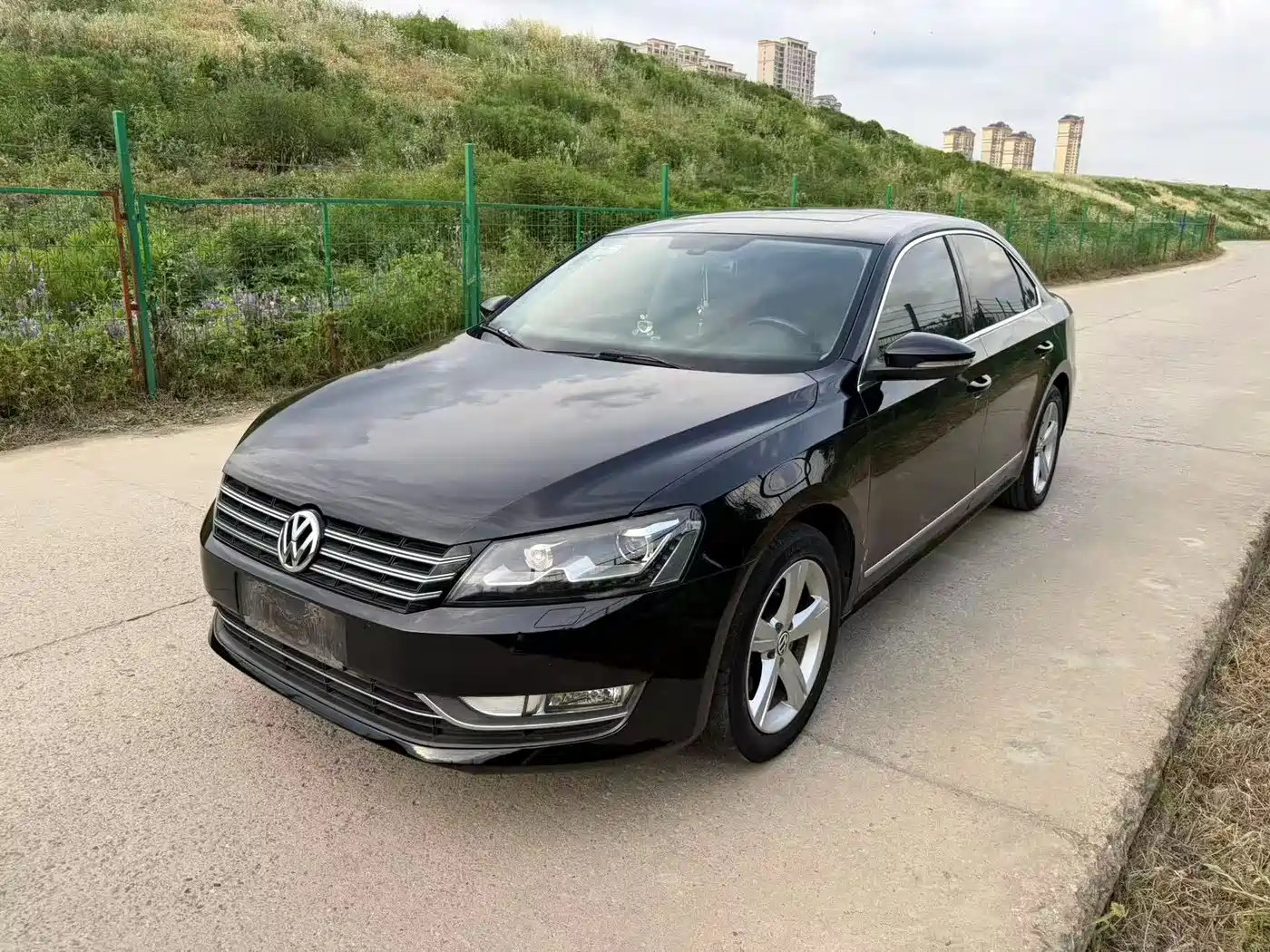 Volkswagen Passat 2015 1.8TSI DSG Prestige Edition