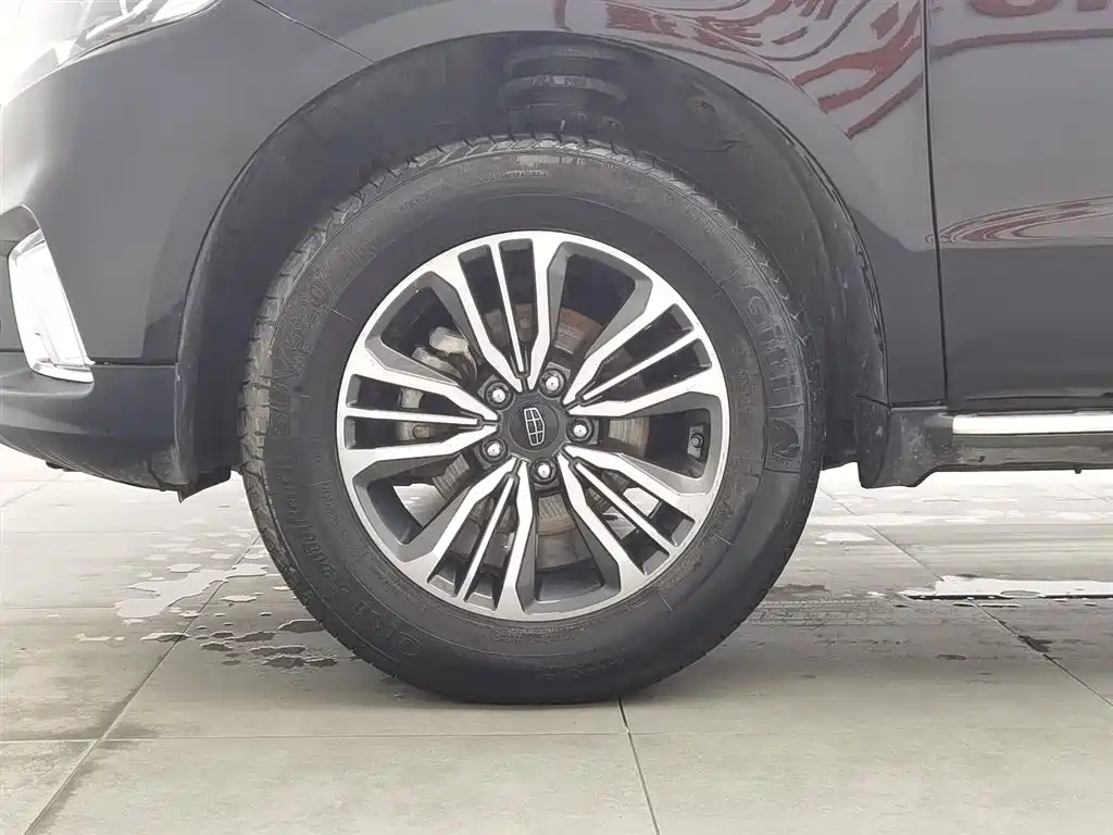 GEELY AUTOMOBILE VISION X6