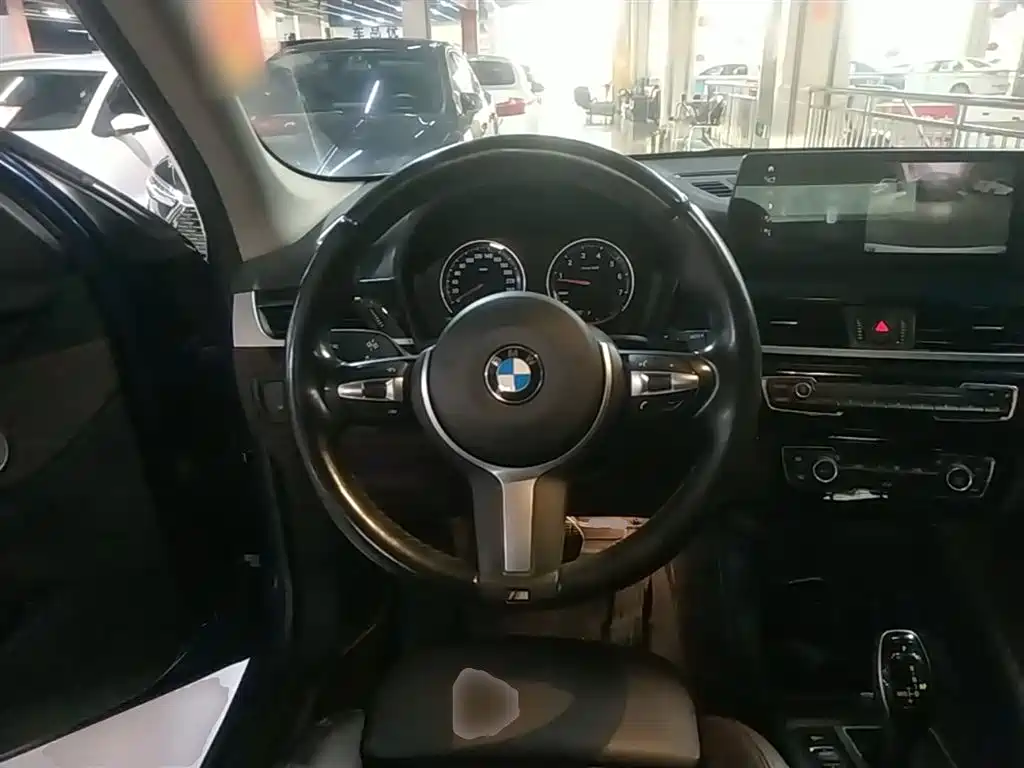 BMW X1 2021 sDrive25Li Leading фото 11