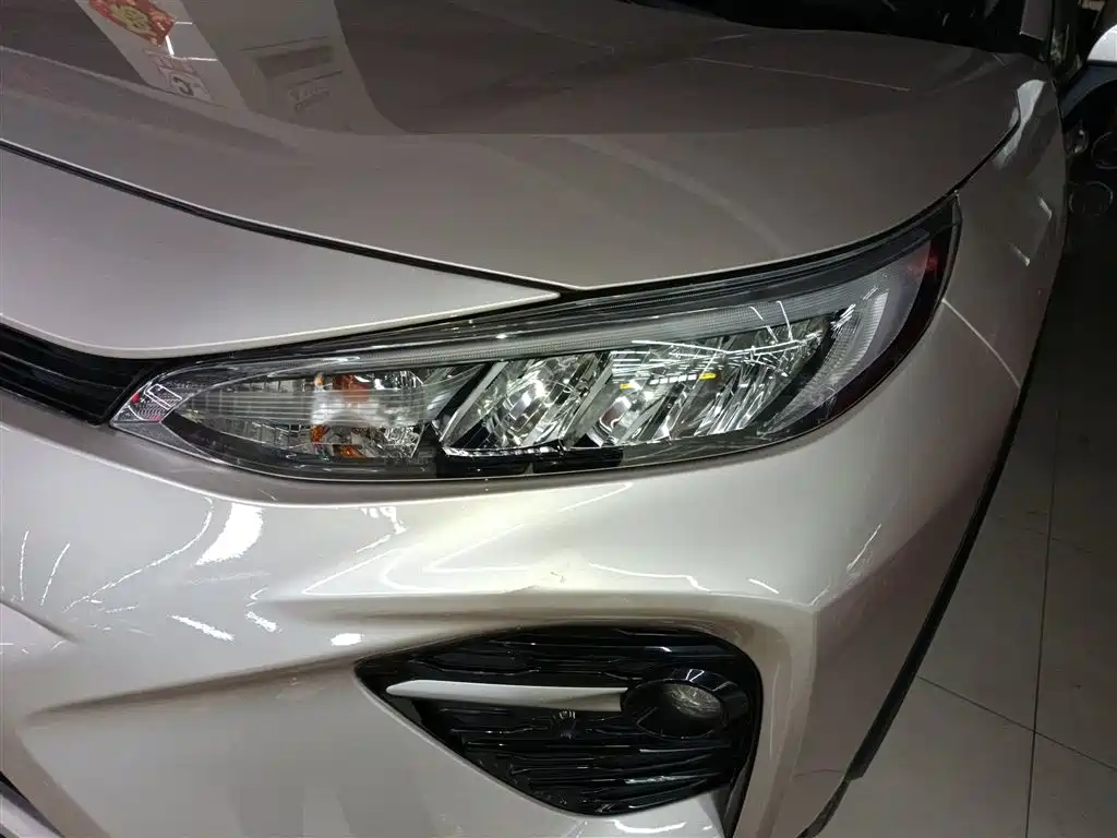 Toyota Wildlander 2021 2.0L CVT 2WD Luxury Edition фото 18
