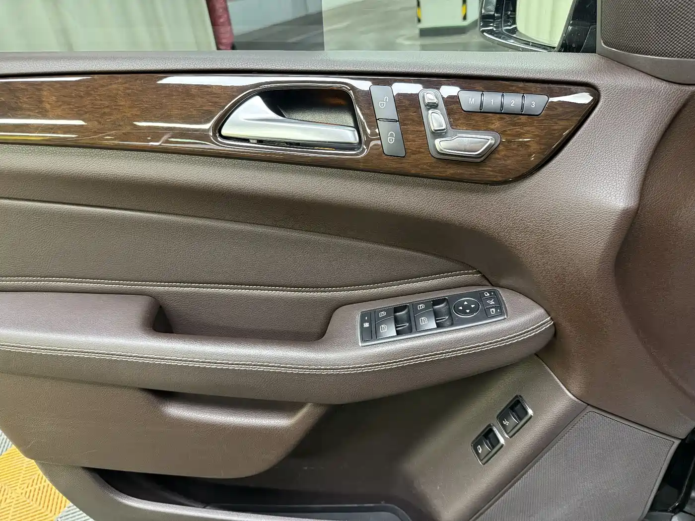 Mercedes-Benz GLS 2018 GLS 400 4MATIC Luxury фото 18