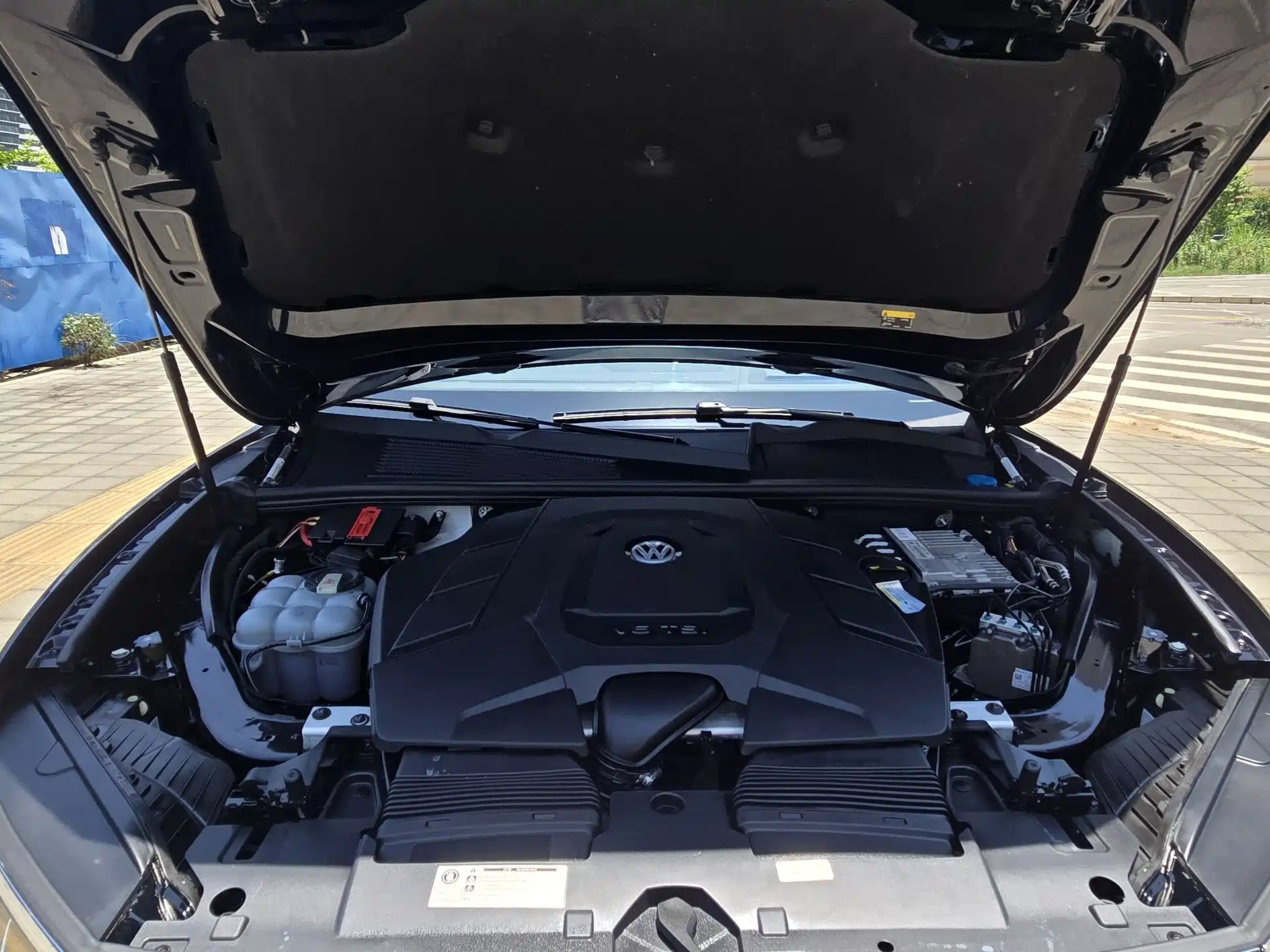 Фото 9 - Volkswagen Touareg