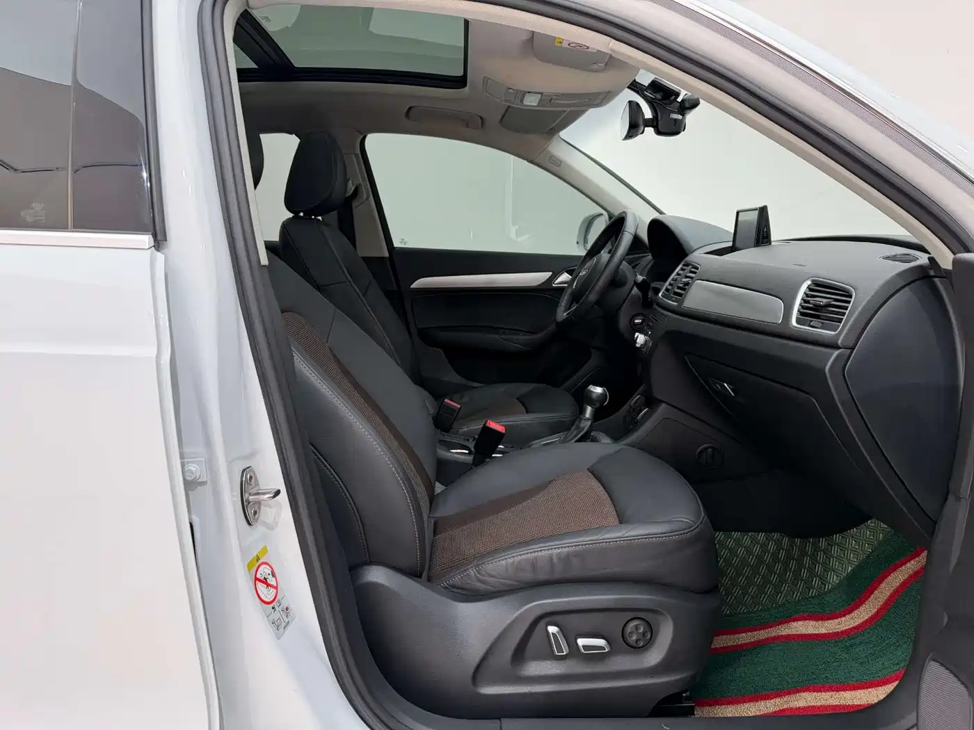 Audi Q3 2018 35 TFSI Fashion Collector's Edition фото 20