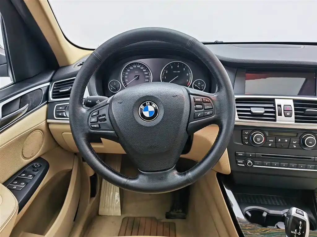 BMW X3 (Import) 2013 Facelift xDrive20i Luxury фото 11