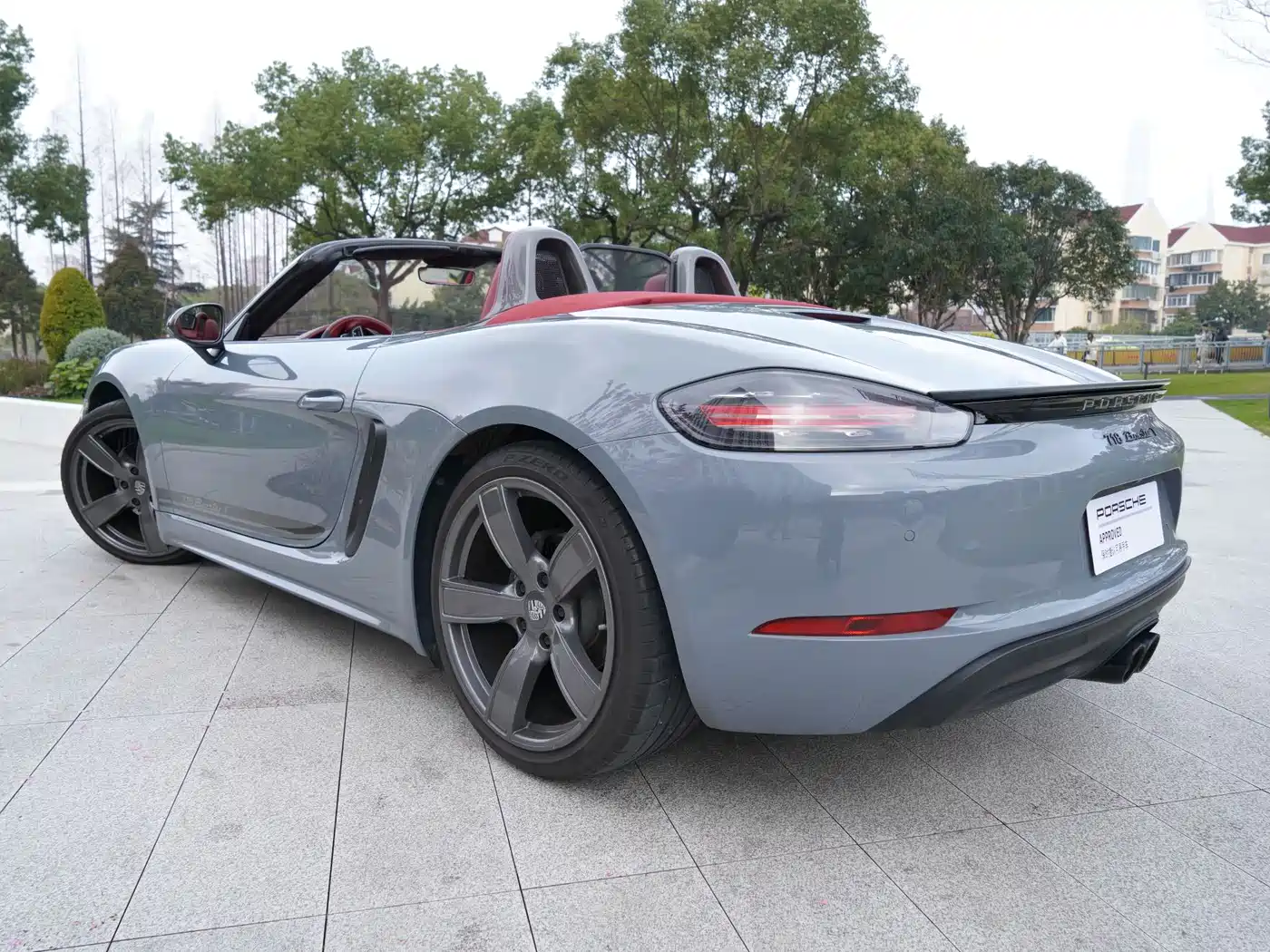 Porsche 718 2022 Boxster T 2.0T фото 15