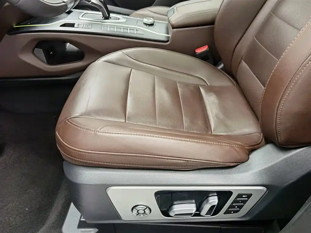 WEY Wei VV7 GT 2020 2.0T Flagship фото 20