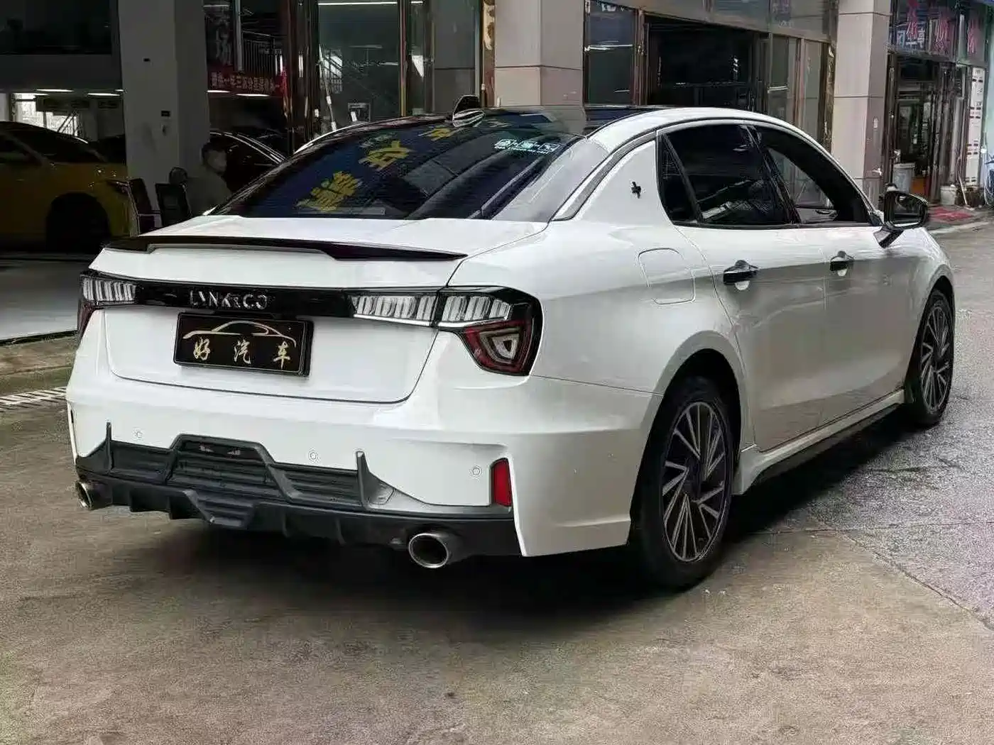 Lynk & Co 03 2021 2.0TD Auto Jin Pro фото 9