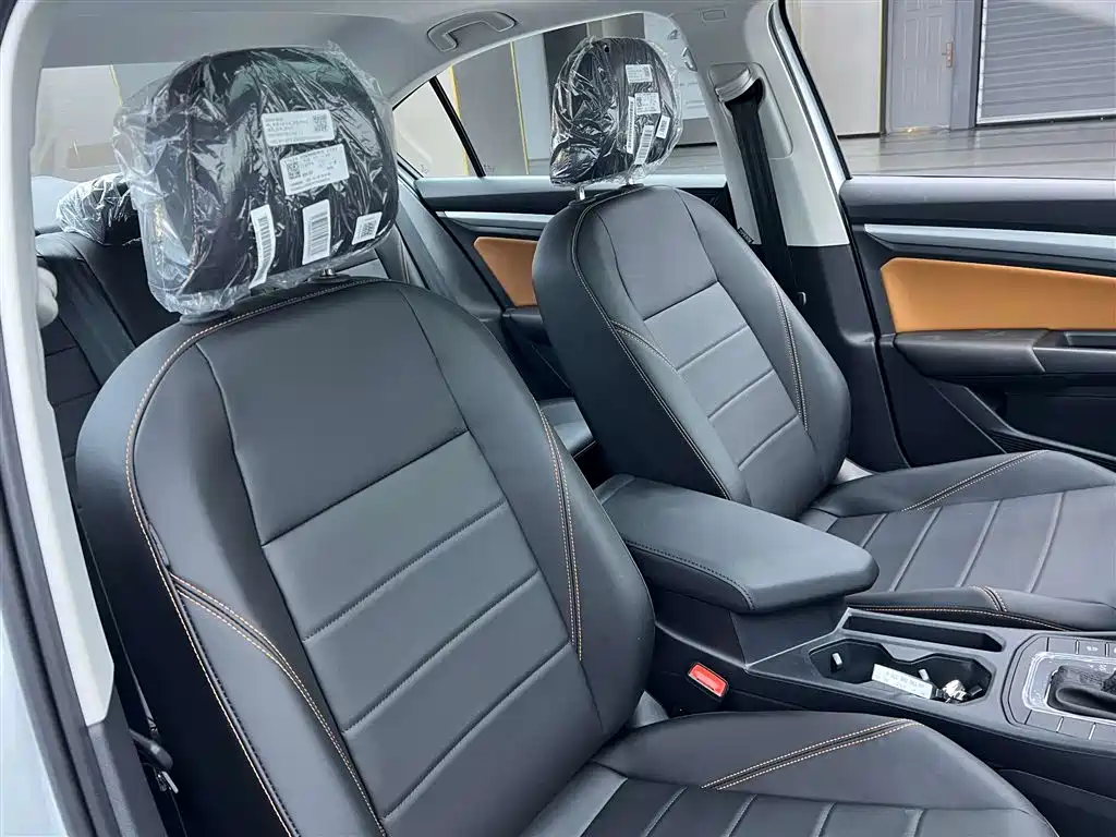 Volkswagen Bora 2025 Facelift 200TSI DSG Navigation Edition фото 21