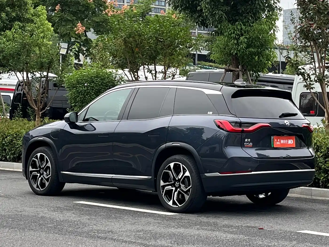 NIO ES8 2021 2020 Model 580KM Signature Edition 6-Seater