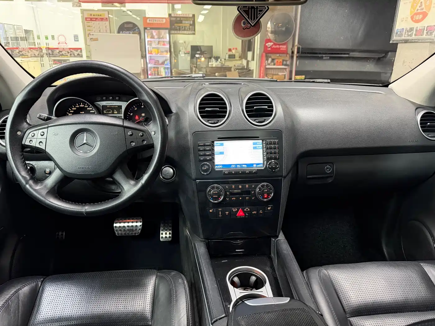 Mercedes-Benz M-Class AMG 2007 AMG ML 63 фото 7