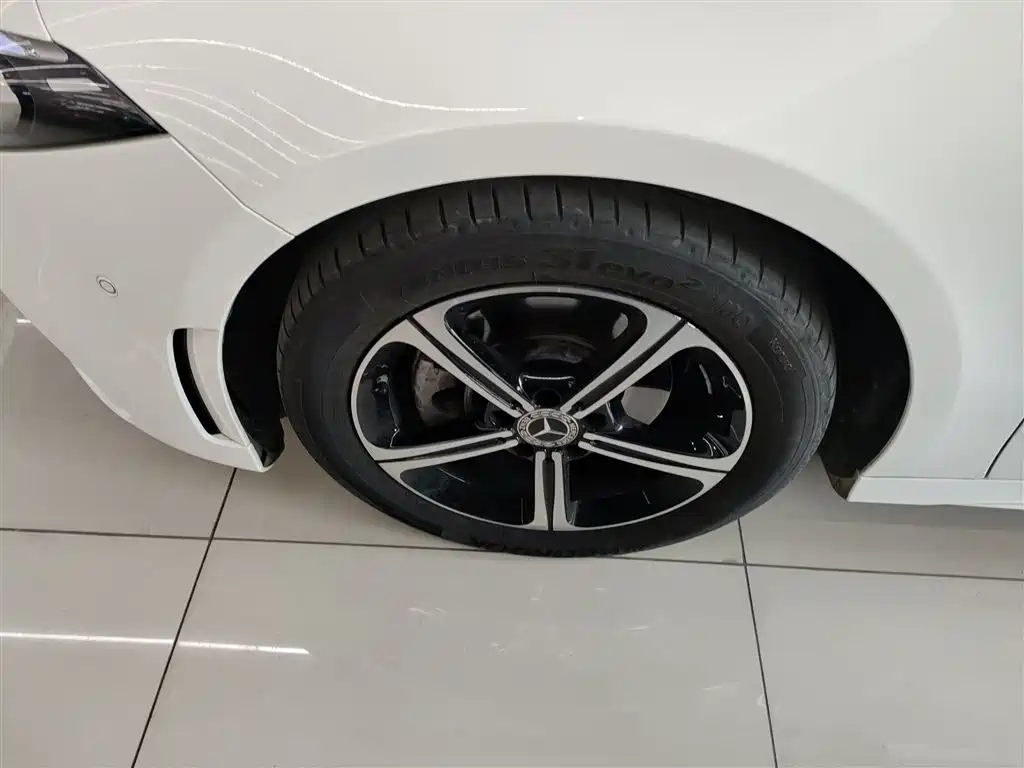 Mercedes-Benz A-Class 2022 Facelift III A 200 L Sport Sedan Fashion фото 25