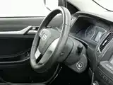 Фото 22 - Geely Vision